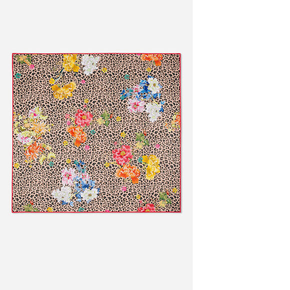 Johnny Was BLACK DREAMER Reversible 65 x 70 Beach Towel Flower Blanket Bag NEW - Picture 8 of 9